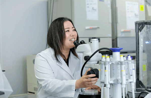 植物-微生物共生研究開発チーム 開発研究員 成川恵さん