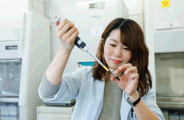 植物-微生物共生研究開発チーム テクニカルスタッフII 熊石妃恵さん